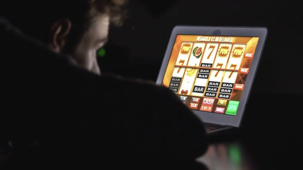 gogh mobile app interface showing live football betting markets and casino games