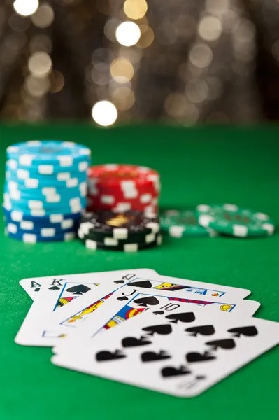 Mobile Bandar Poker gameplay on gogh app